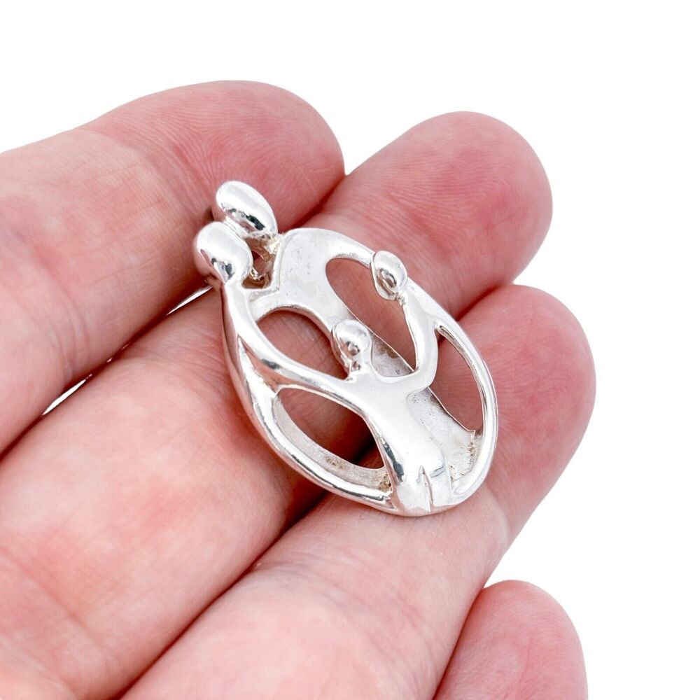 Vintage Carolyn Pollack Relios Sterling Silver Family Unity Pendant